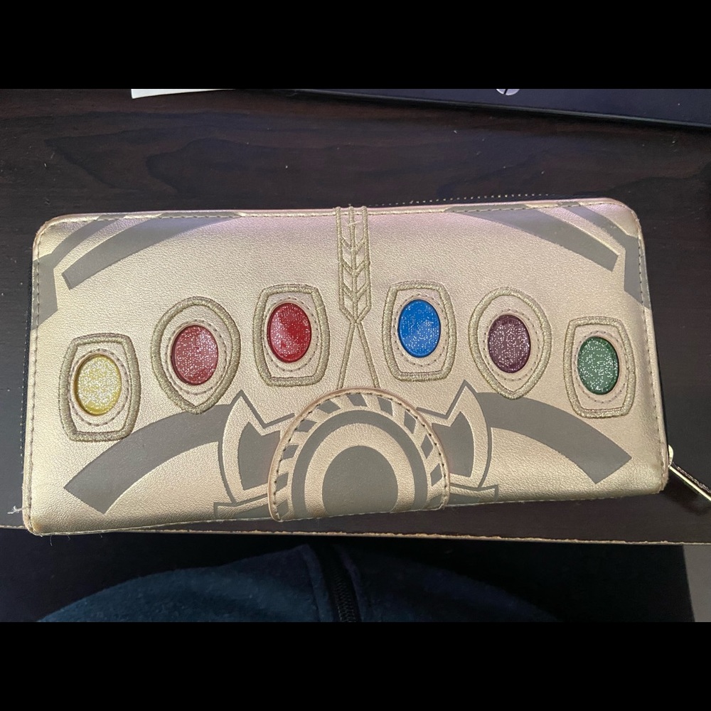 Loungefly Thanos Infinity Stones Wallet! Barely used!